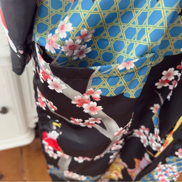 Ichiban Japanese Satin Kimono - Picture 8 of 15